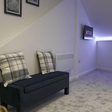 Luxury City Centre Apartment With Juliet Balcony, Fast Wifi And Smarttv With Netflix BUCKINGHAMSHIRE 외부 사진