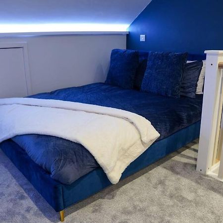 Luxury City Centre Apartment With Juliet Balcony, Fast Wifi And Smarttv With Netflix BUCKINGHAMSHIRE 외부 사진