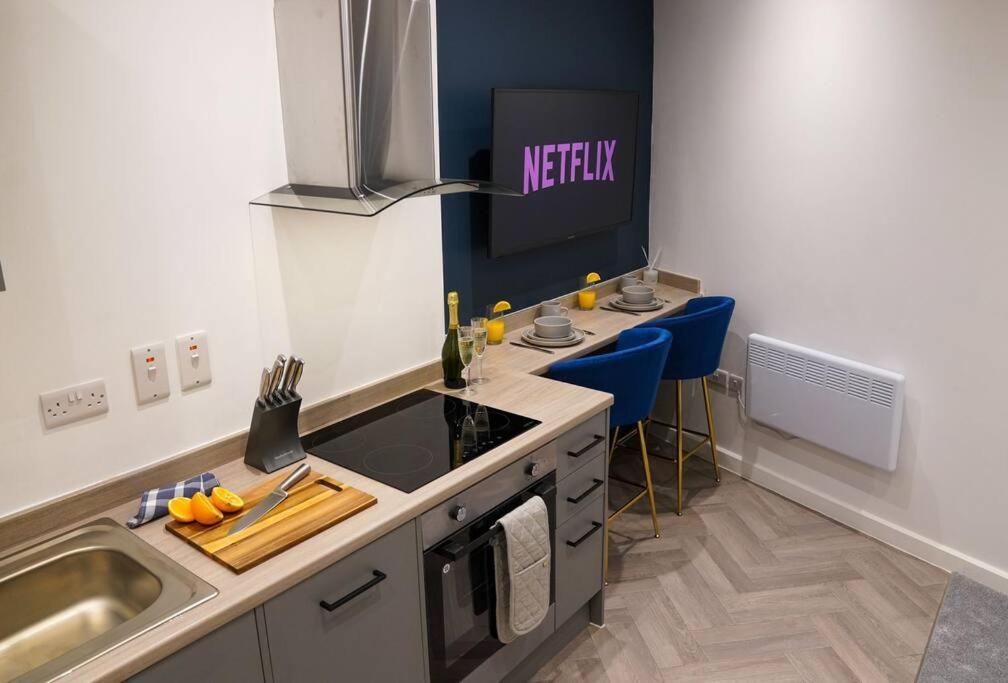 Luxury City Centre Apartment With Juliet Balcony, Fast Wifi And Smarttv With Netflix BUCKINGHAMSHIRE 외부 사진